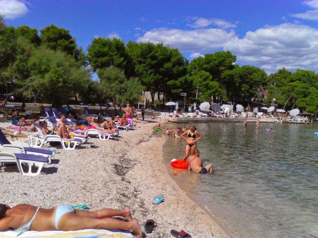 Apartment Ma'Re Supetar Dış mekan fotoğraf